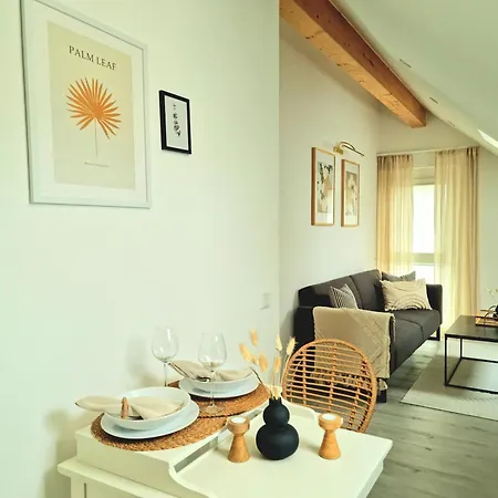 Homestay-Stylish, Zentral- Loft Apartment-Parking Ingolstadt Exterior foto