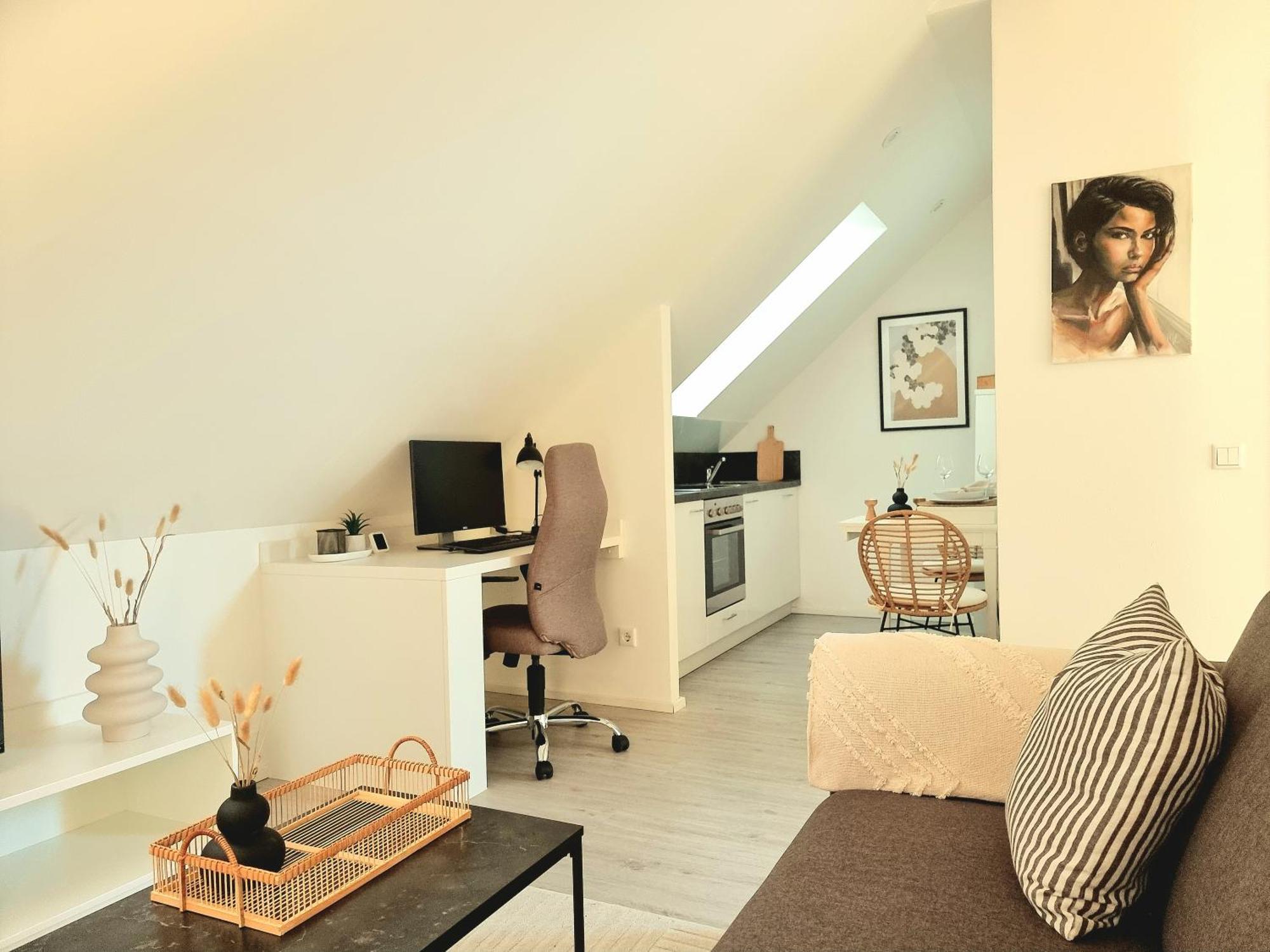 Homestay-stylish, Zentral- Loft Apartment-parking * Ingolstadt