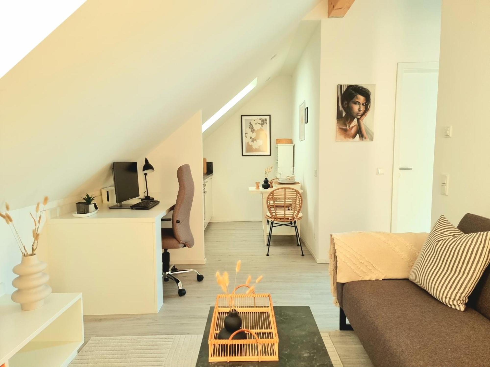 Homestay-stylish, Zentral- Loft Apartment-parking *